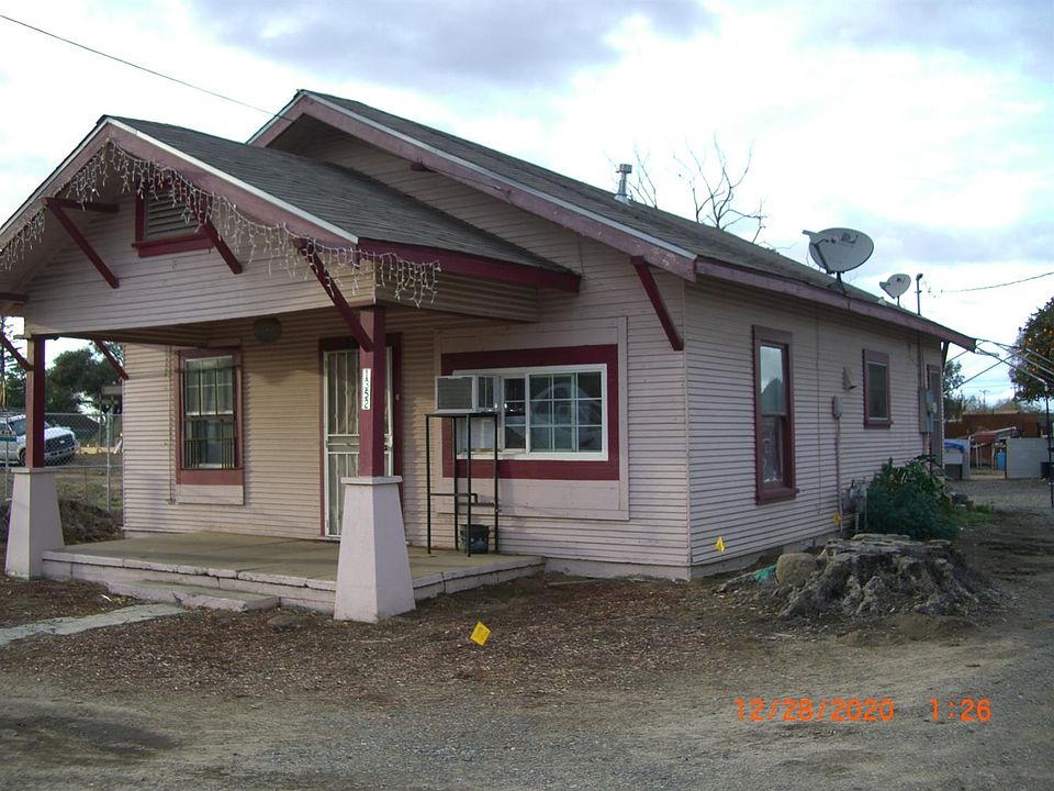 1st image of 1352 W F St