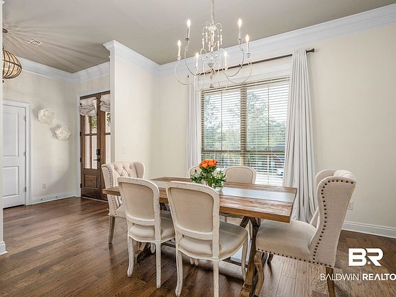 3rd image of 6587 Garrison Dr