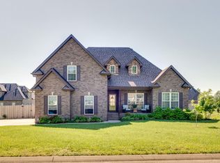 1112 Lila Dr, Murfreesboro, TN 37128