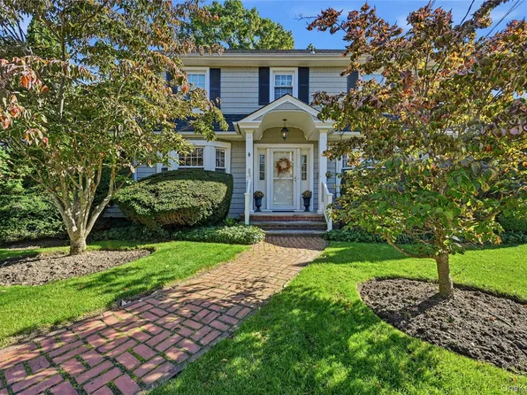 73 S Forest Avenue, Rockville Centre, NY 11570