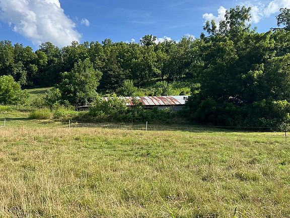 5th image of 1067 Farm Road 2170