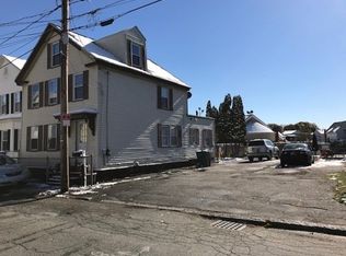 25 Keene St, Lowell, MA 01852