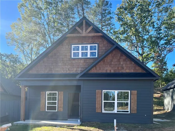 208 Red Cloud Lndg, Waleska, GA 30183