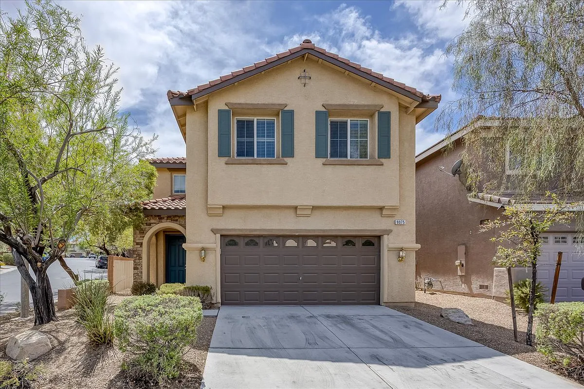 3 bed, 1814 sqft, $2,350 — Photo 1