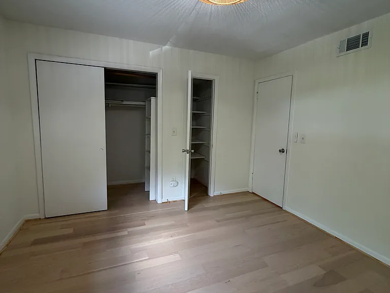 1175 Church St #C — Photo 5