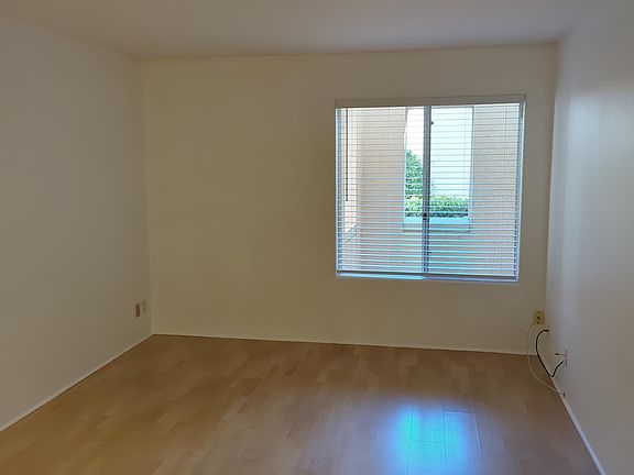 5th image of 312 Por La Mar Cir