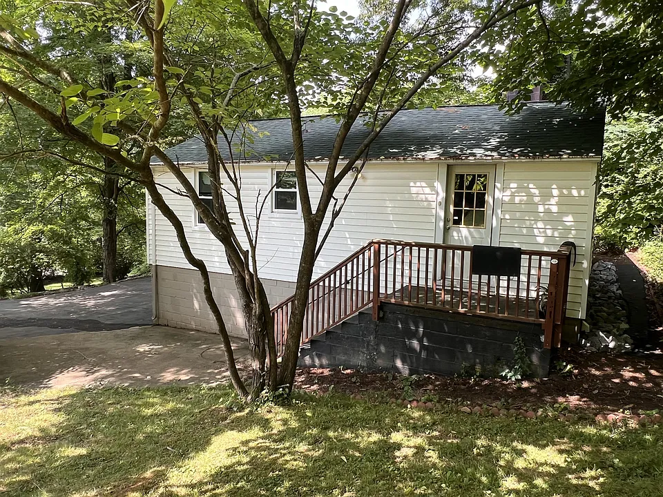 3607 Boyds Bridge Pike