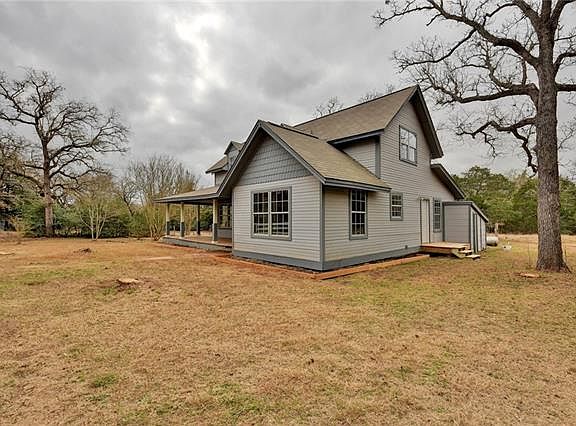 5th image of 224 Milam Ln
