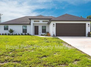 541 Charwood Ave S, Lehigh Acres, FL 33974