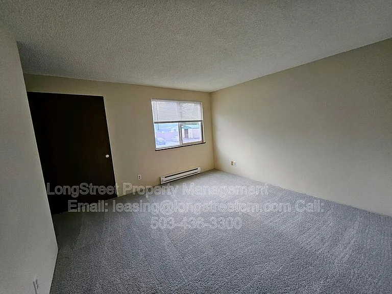 3211 SE Wake St #1 — Photo 11