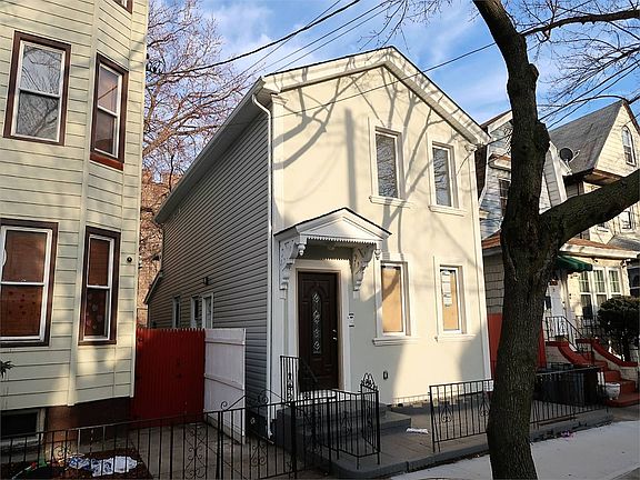 5th image of 8741 110th St