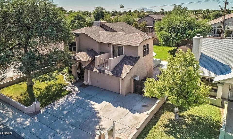 1st image of 619 W Sherri Dr