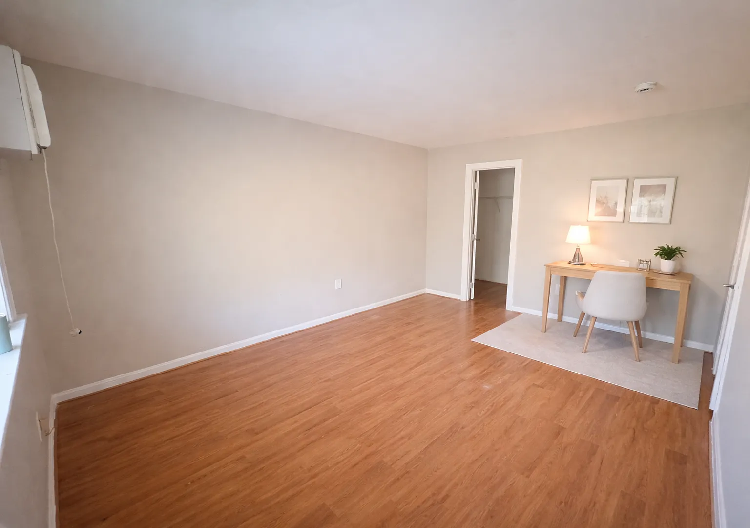 2026 Move-In Special $500 Lease Signing Bonus!! Spacious 2br Condo Near Naylor Rd Metro Washer/Dr... — Photo 4
