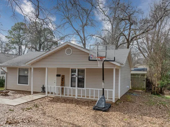 2205 Walnut St, Texarkana, TX 75501