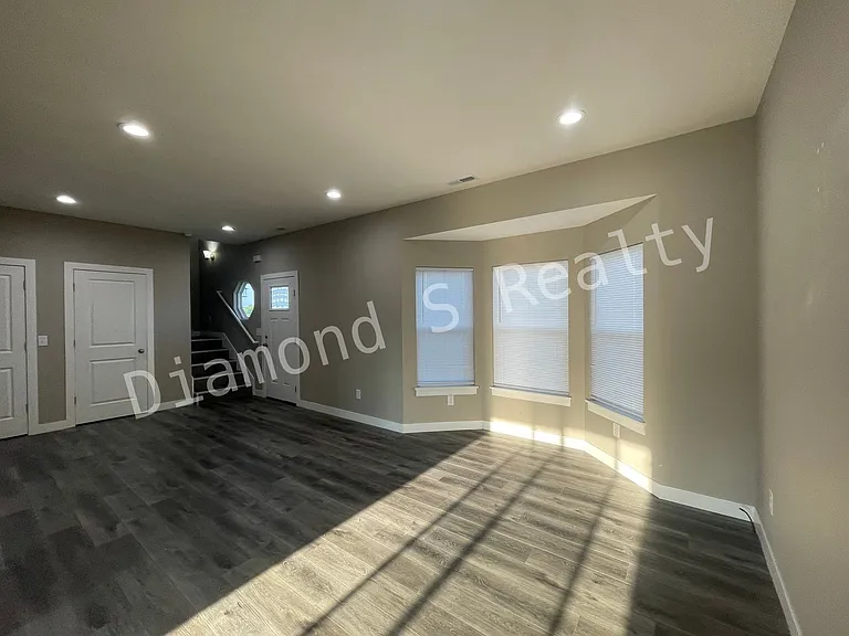 2108 N 26th St — Photo 4