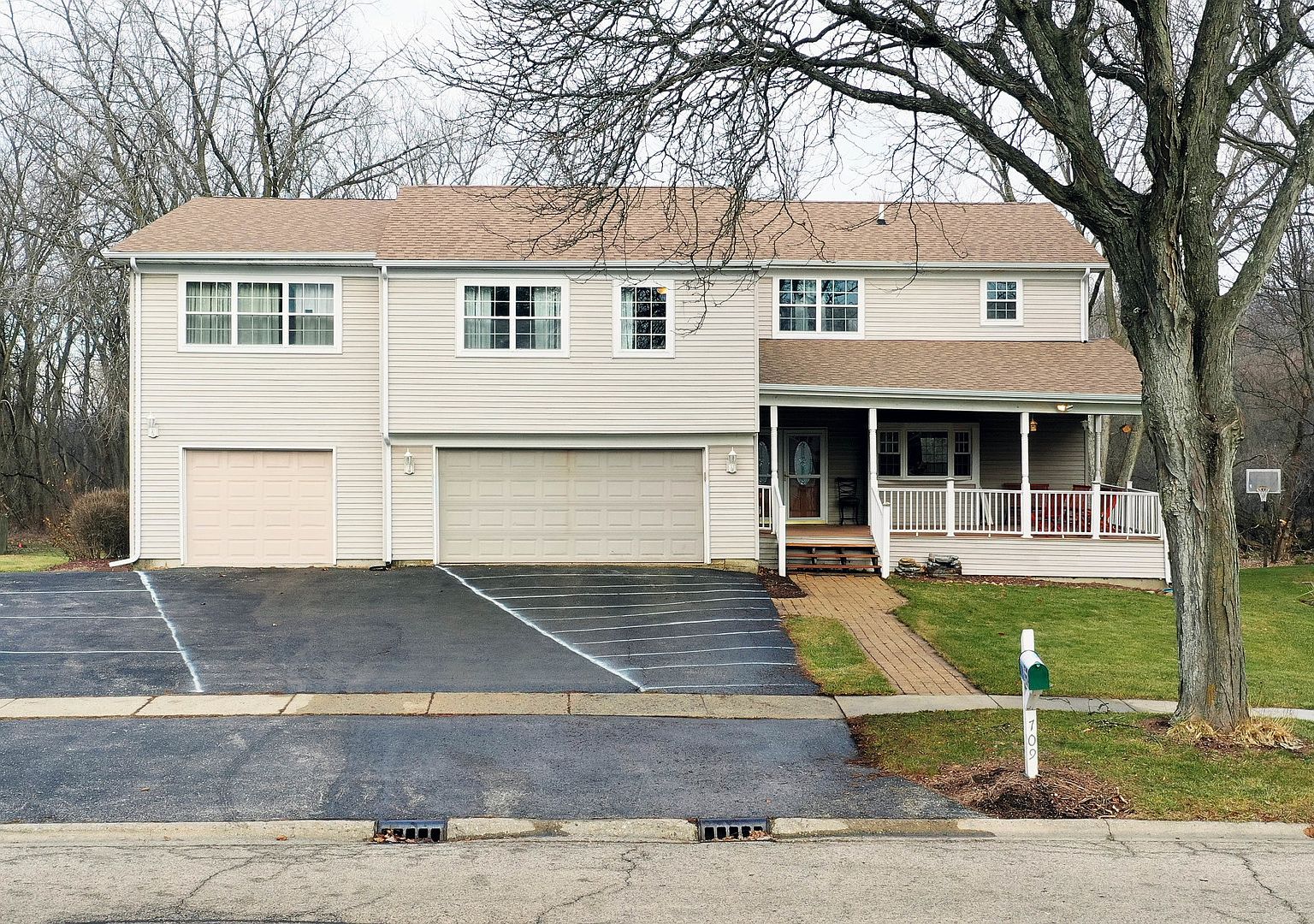709 Hunters Way, Fox River Grove, IL 60021 Zillow