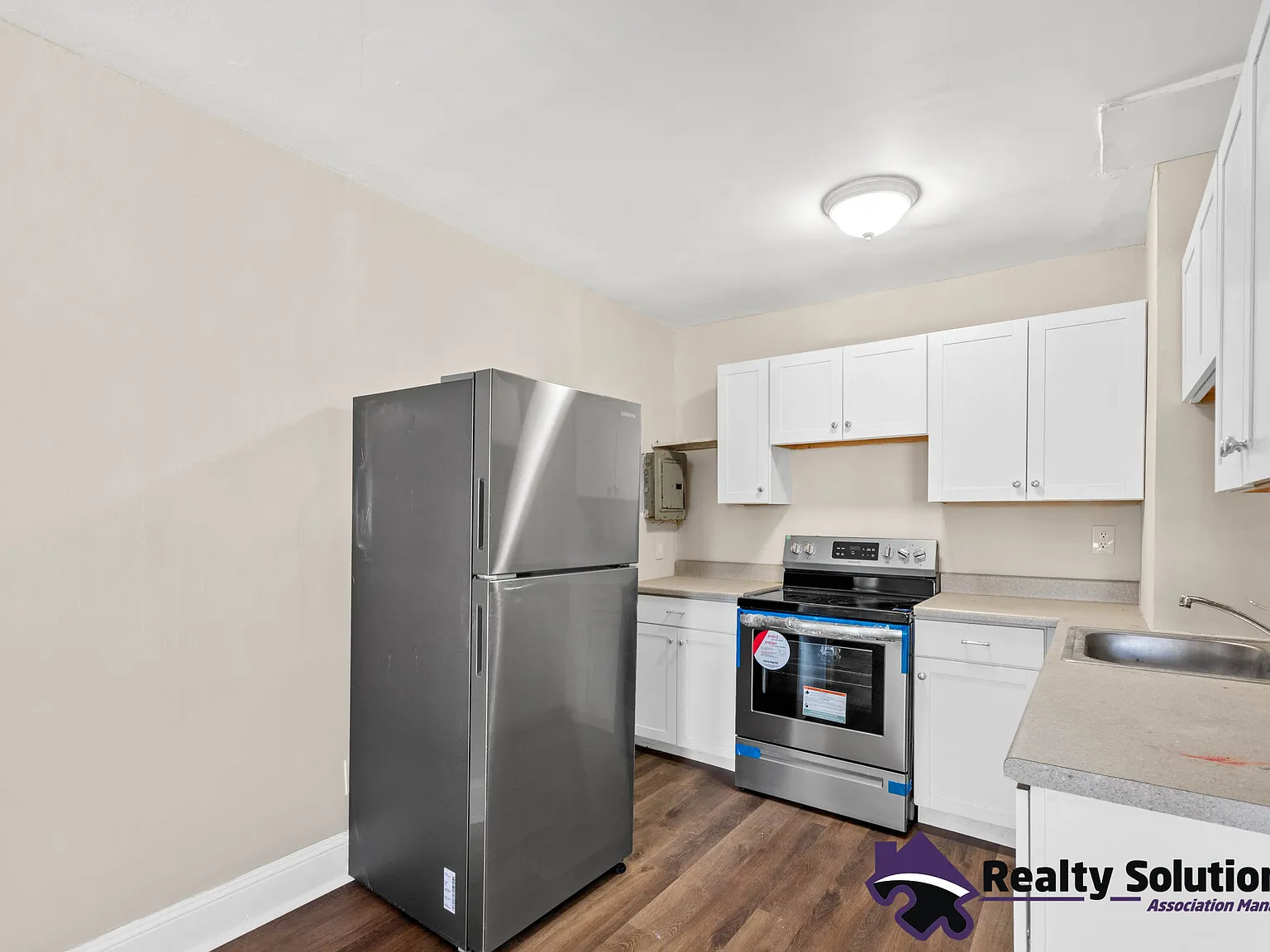 417 N Delaware Street - 3 — Photo 3