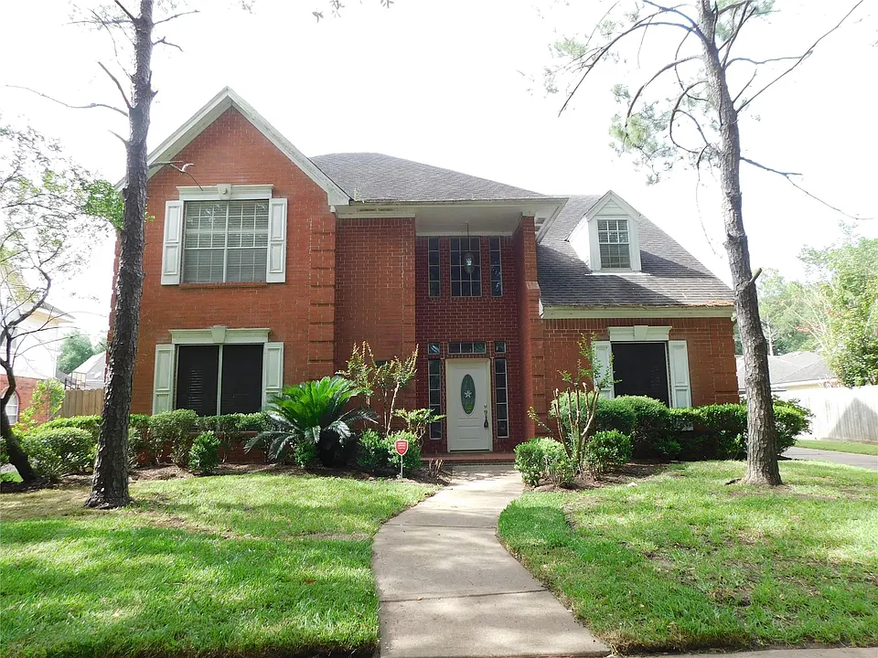 3311 Waters Way Dr