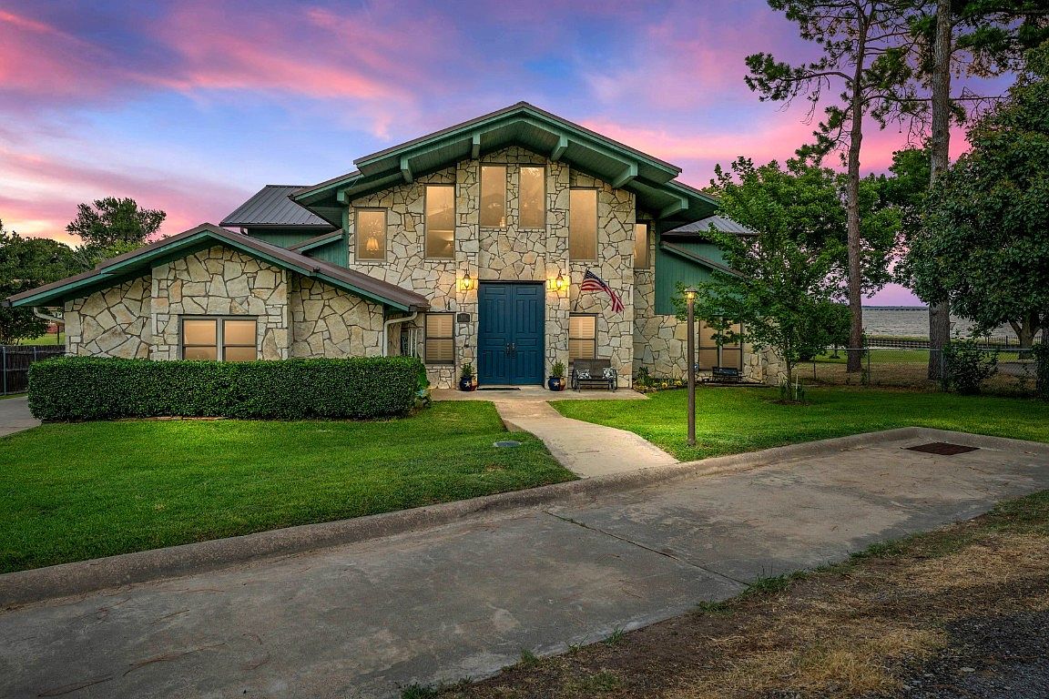 1035 Holiday Cir, Seven Points, TX 75143 MLS 20502837 Zillow