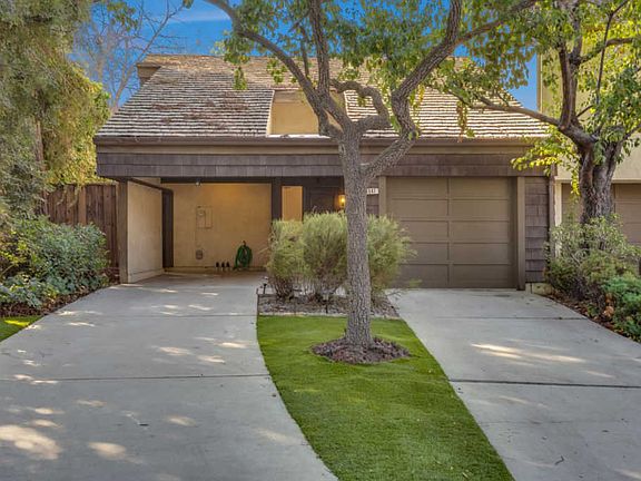 3rd image of 4887 Lago Vista Cir