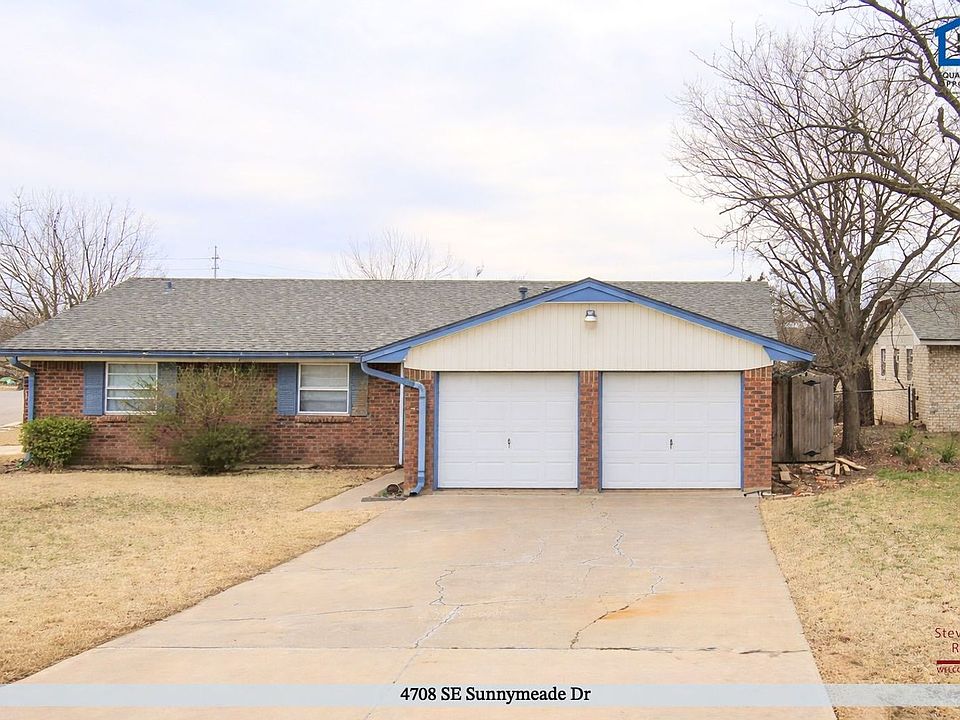 1st image of 4708 SE Sunnymeade Dr
