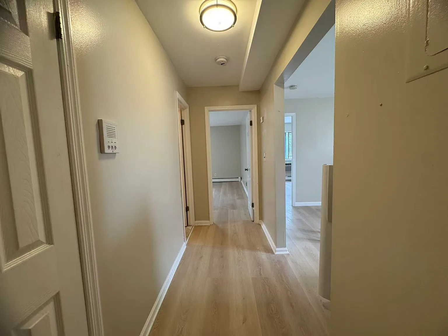 2870 Wilkinson Ave — Photo 2