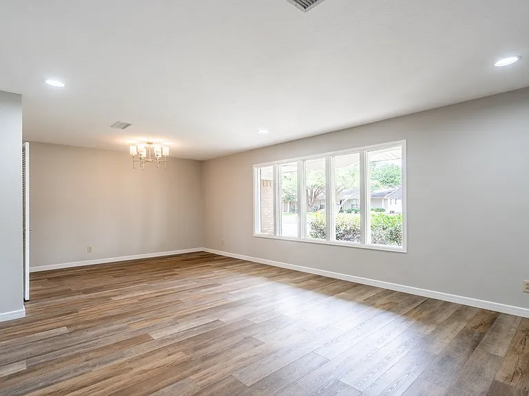 2809 Marmon Dr — Photo 7