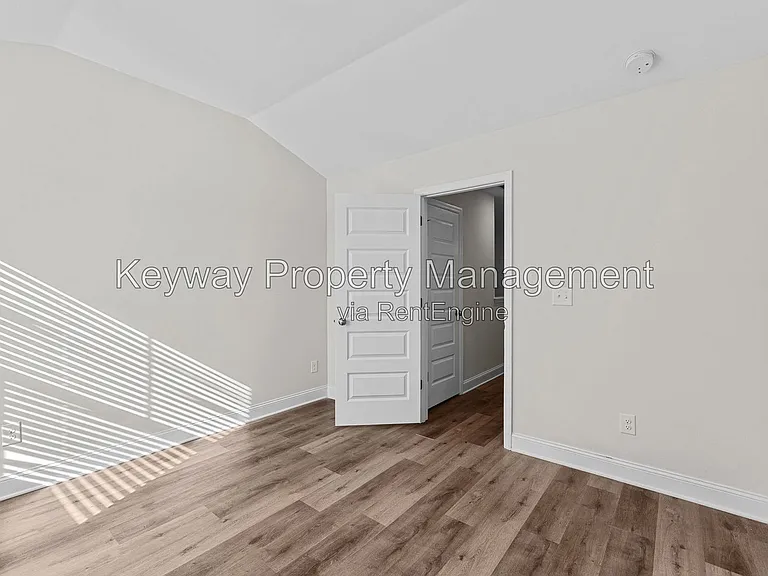 331 Sumac Trl — Photo 24