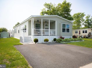 1976 N East Ave #186, Vineland, NJ 08360