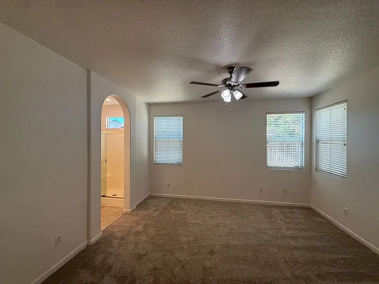 5900 Witt Way — Photo 10