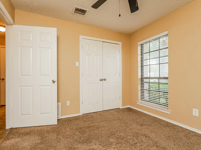 3239 Wichita Dr — Photo 11