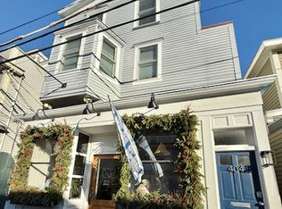 404 Thames St #3A, Newport, RI 02840