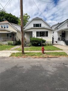 48 Zelmer St, Buffalo, NY, 14211