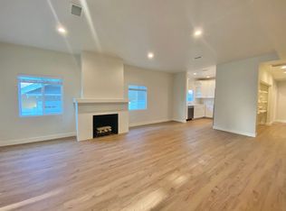 727 N Lafayette Park Pl #1, Los Angeles, CA 90026