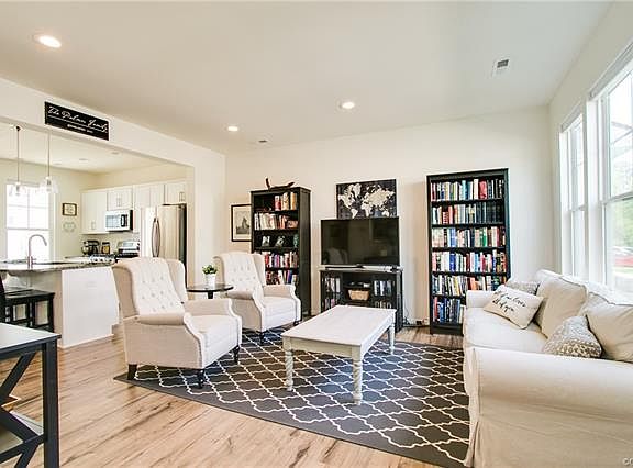 2nd image of 10617 Marions Pl