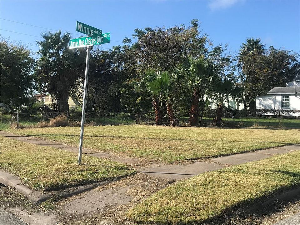 1st image of 701 Mike Gaido Blvd