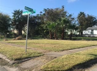 701 Mike Gaido Blvd, Galveston, TX 77550