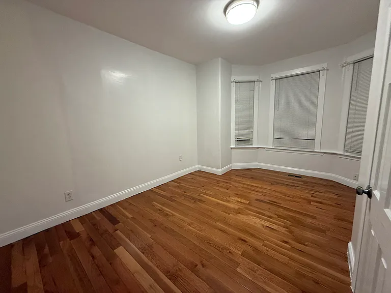 23 Myrtle St #1 — Photo 6