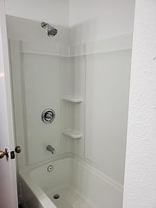 4th image of 15417 Grass Cay Ct #C