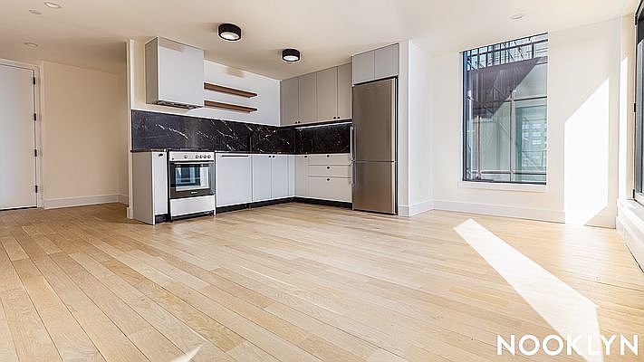 1st image of 250 Gold St #1134