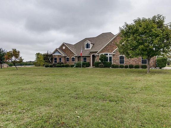 2nd image of 1871 Jordan Ln