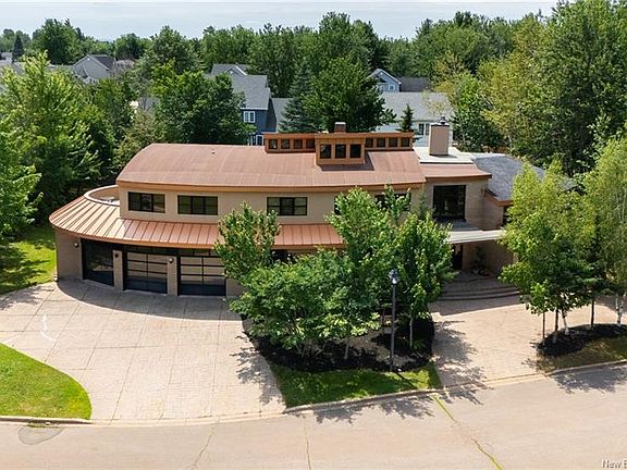 4th image of 6 Brandywood Ct