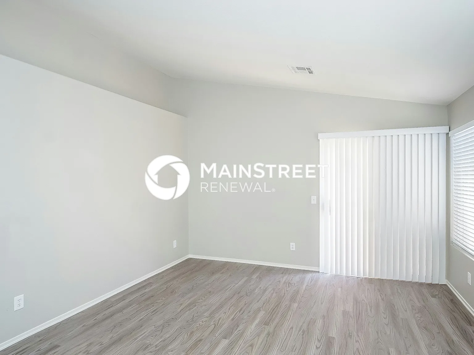 3138 Sierra Ridge Dr — Photo 4