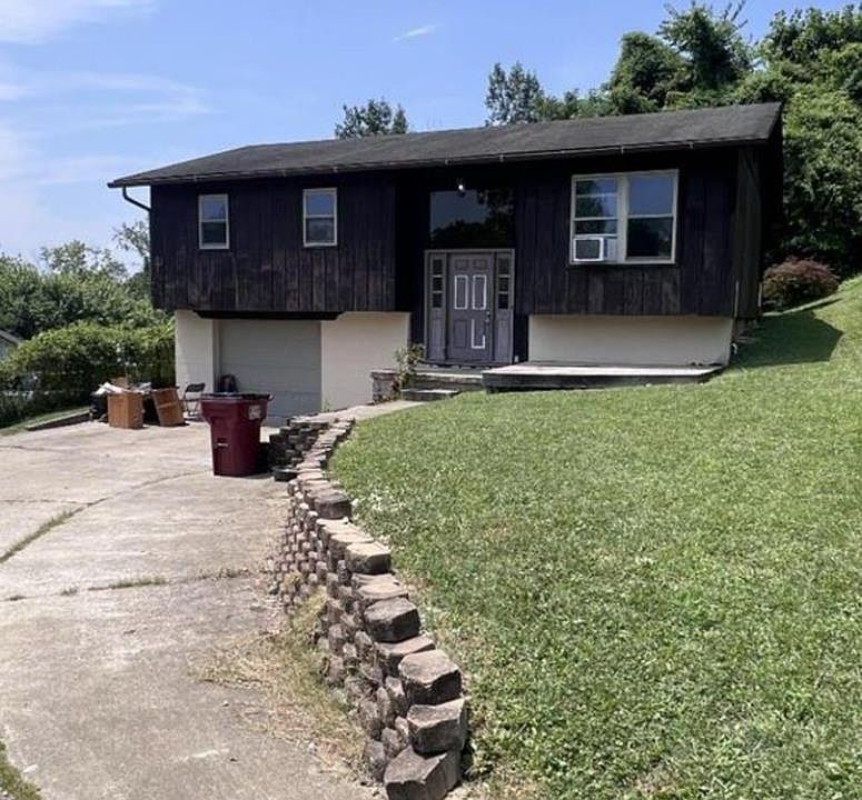 1st image of 1294 High Ln