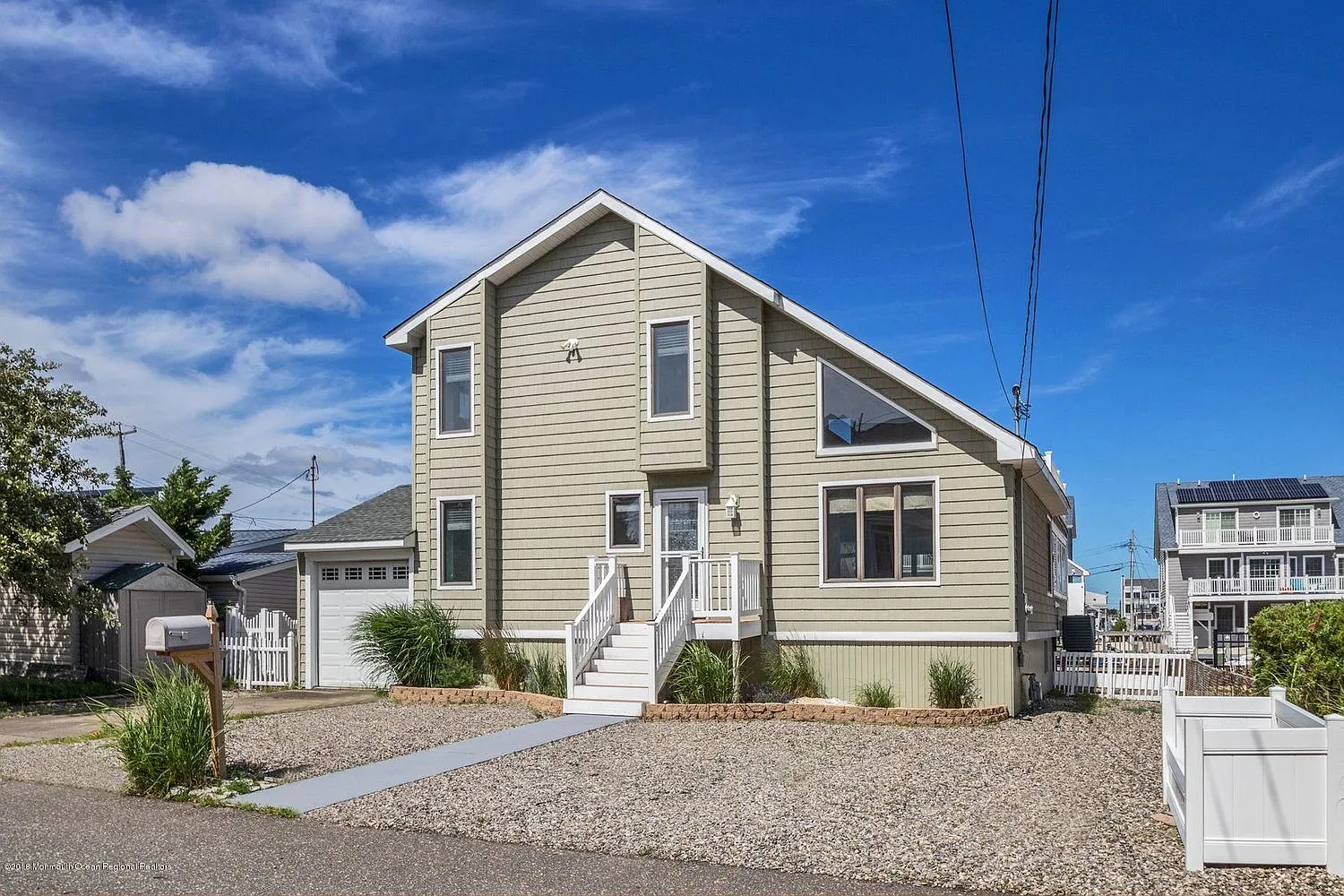 1202 Niihau Dr photo 1