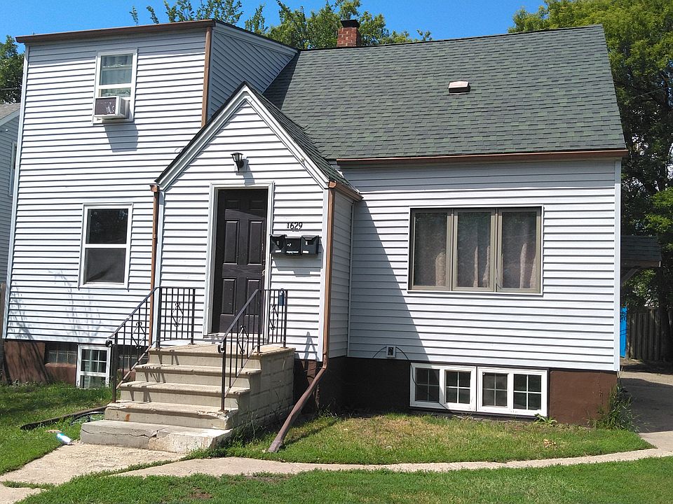 1st image of 1629 2nd Ave S #1