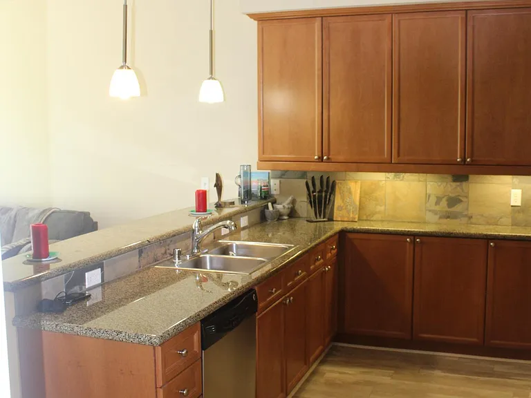 400 Washington Ave #111 — Photo 6