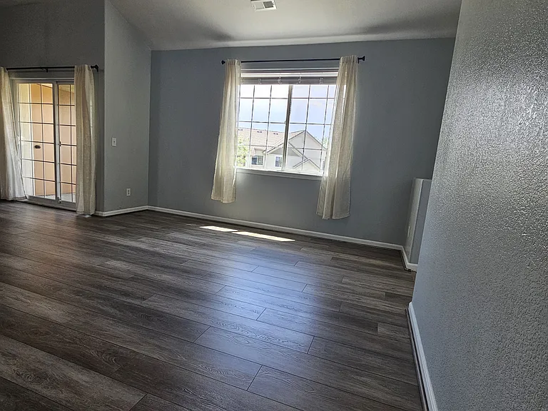 22545 E Ontario Dr #202 — Photo 4