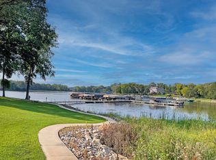 15555 Drake Cir NW, Prior Lake, MN 55372
