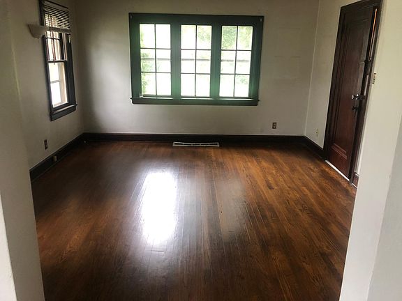 5th image of 1022 15th St #1